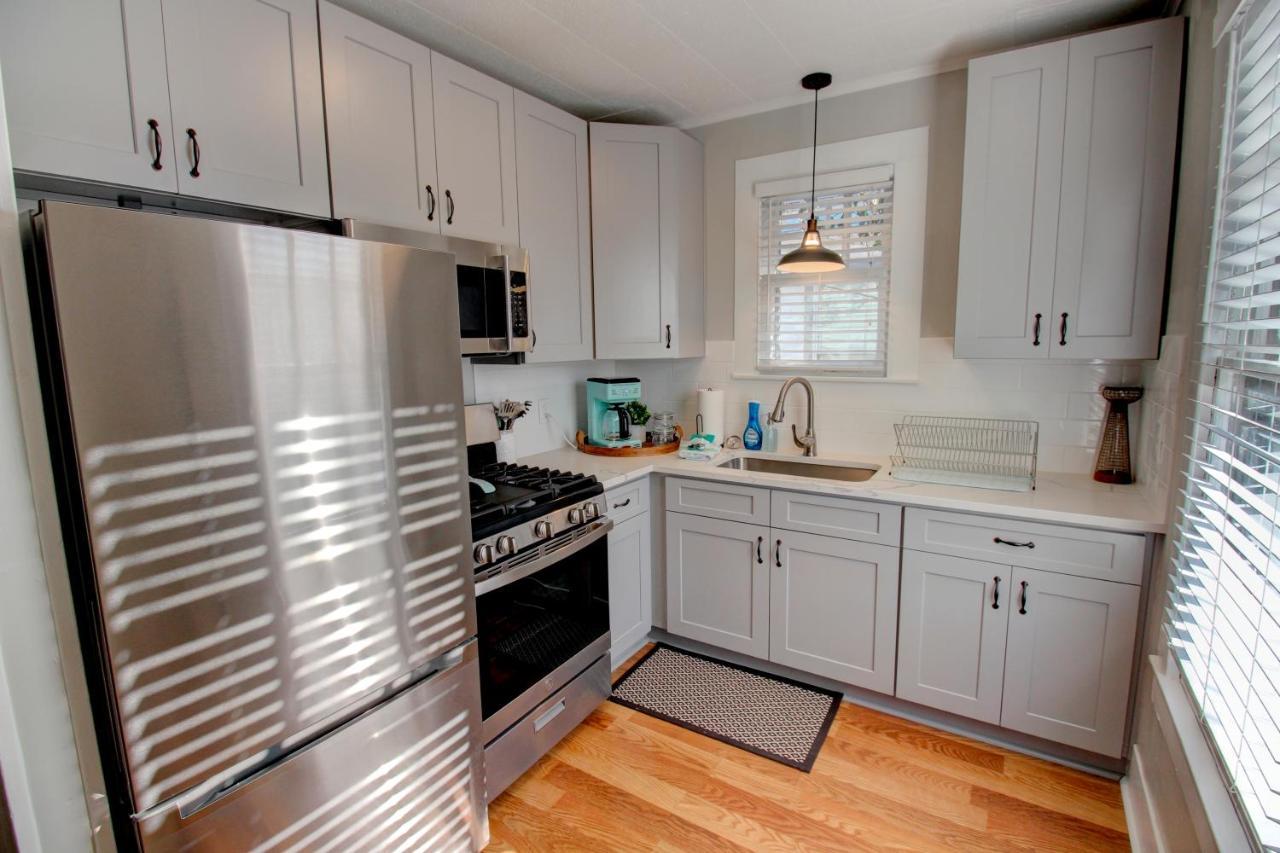 Heart Of Galveston Stylish Apt Near Attractions Exterior photo